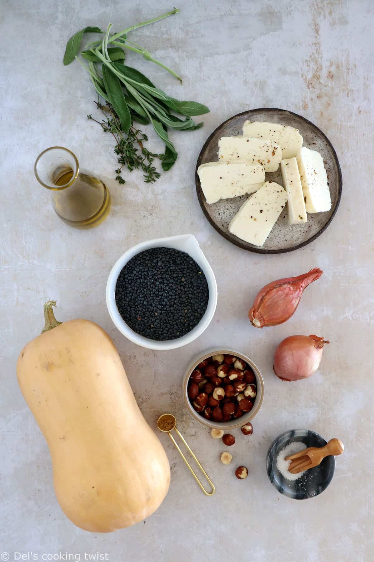 Lentil stuffed butternut squash with halloumi is a simple recipe, healthy, gluten-free, and very satisfying.