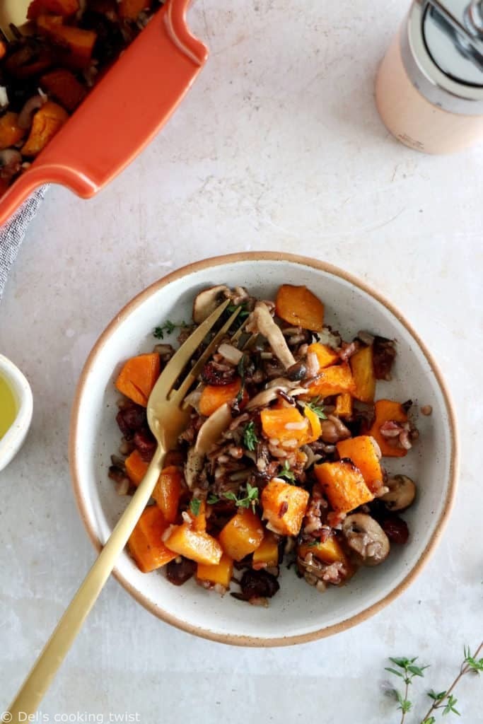 Le riz sauvage à la courge butternut et aux champignons, c’est un plat familial qui convient aussi bien en accompagnement qu’en plat unique végétarien.