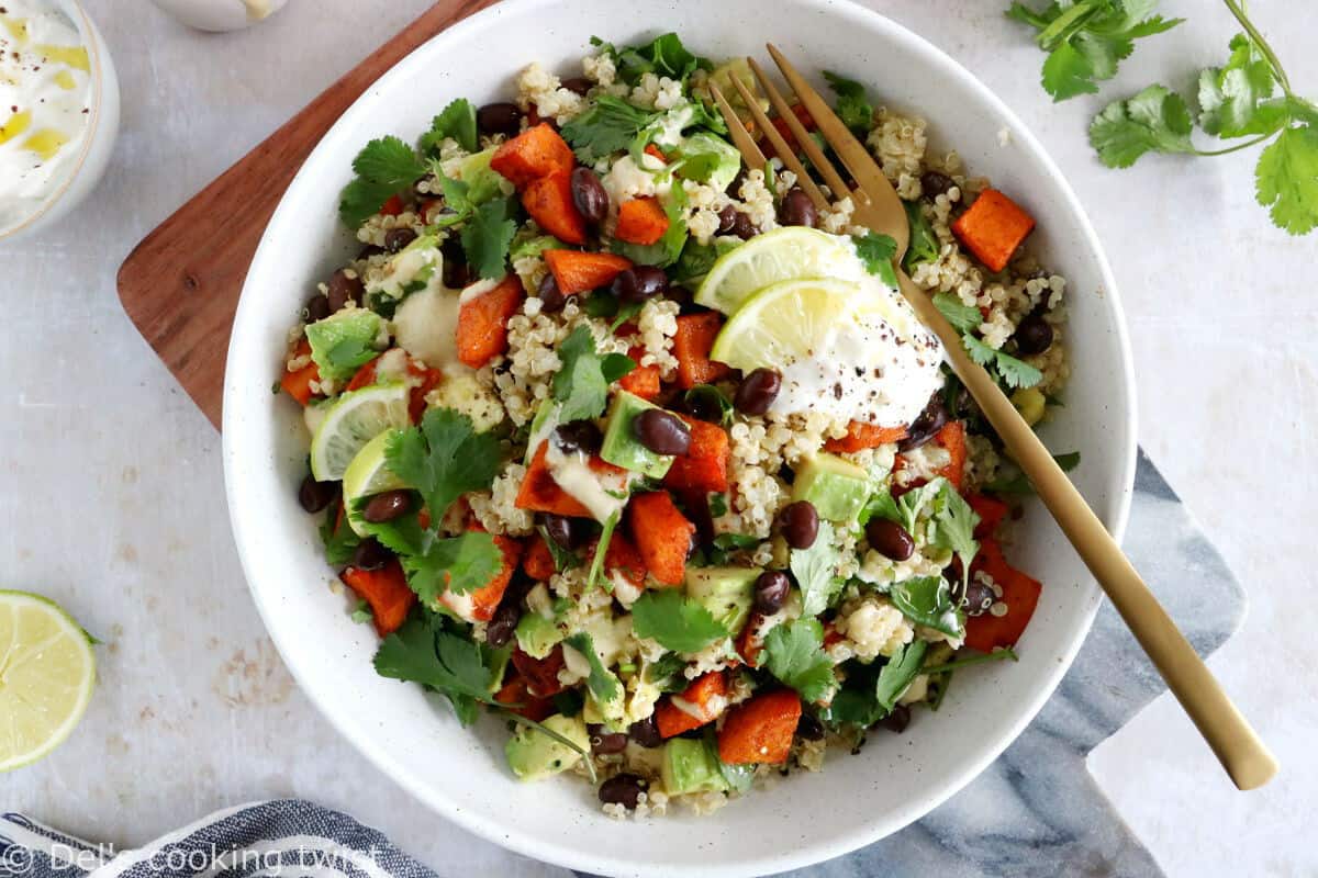 Make the best of winter veggies with this cajun-spiced butternut squash quinoa bowl, served with a cashew dressing. A nourishing bowl that is naturally vegan and gluten-free.