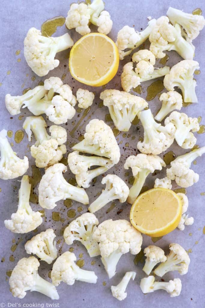 Sharing today how to make lemon roasted cauliflower, a very simple cooking method that makes cauliflower tastes absolutely delicious for whichever recipe you want to use it for!