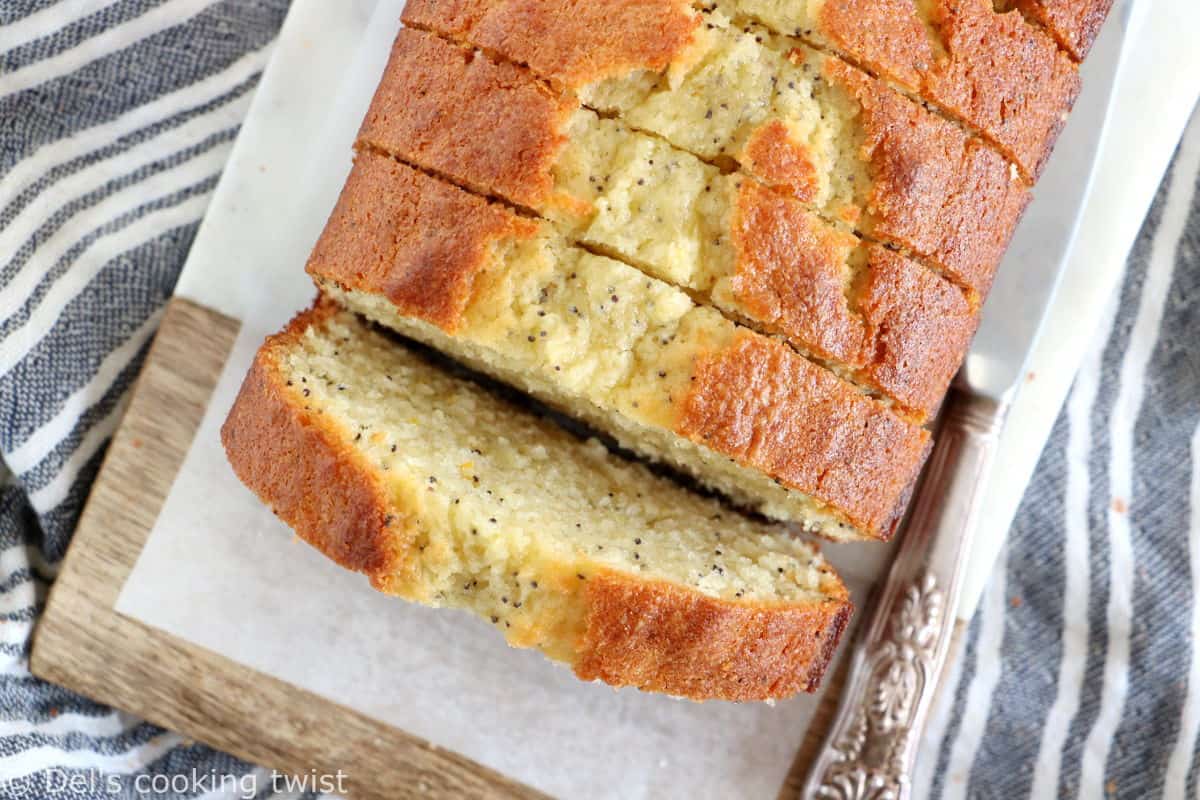 Orange poppy seed yogurt loaf is light, perfectly moist, and loaded with zesty flavors. Quick and easy to make, it's the perfect loaf for an afternoon tea!