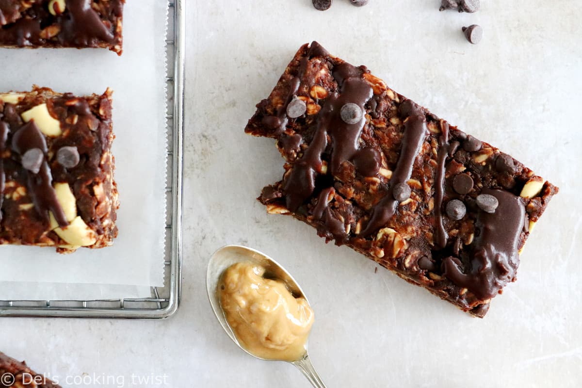 Soft chocolate granola bars are the perfect chocolaty healthy snack! Quick and easy to make with just a handful of ingredients, these granola bars are super soft, chewy, and freeze extremely well.