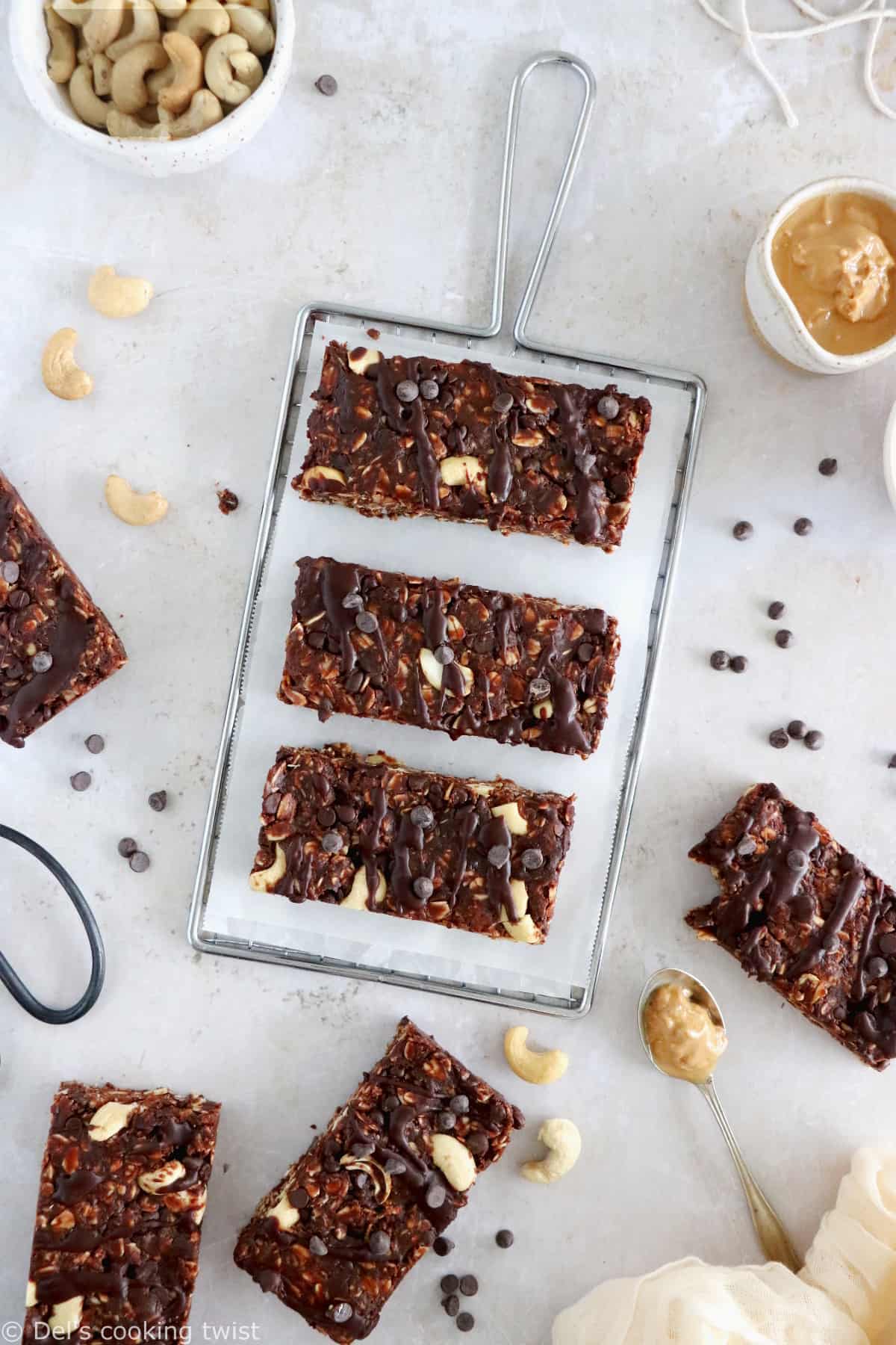 Soft chocolate granola bars are the perfect chocolaty healthy snack! Quick and easy to make with just a handful of ingredients, these granola bars are super soft, chewy, and freeze extremely well.