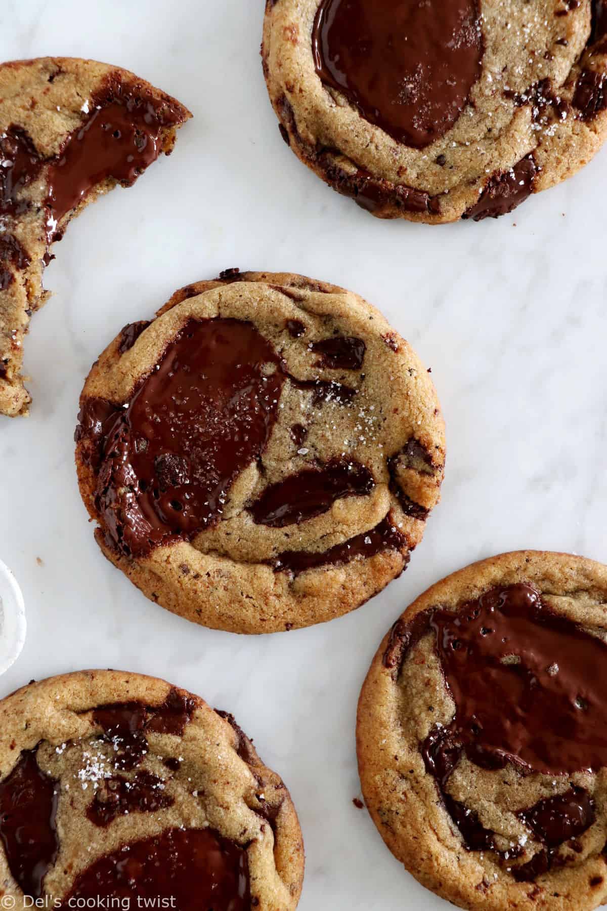 Espresso brown butter chocolate chunk cookies are buttery, chewy and slightly crispy, oozing with chocolate and intense espresso flavors.