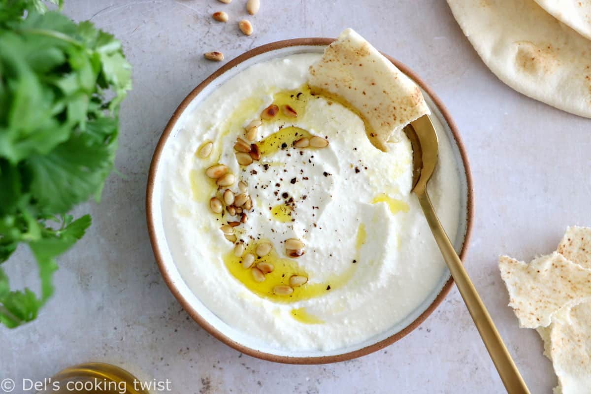 Whipped feta dip is a creamy and refreshing cheese dip. Ready in 5 minutes, it's an easy appetizer to serve with pita chips, raw vegetables or other toppings of choice.
