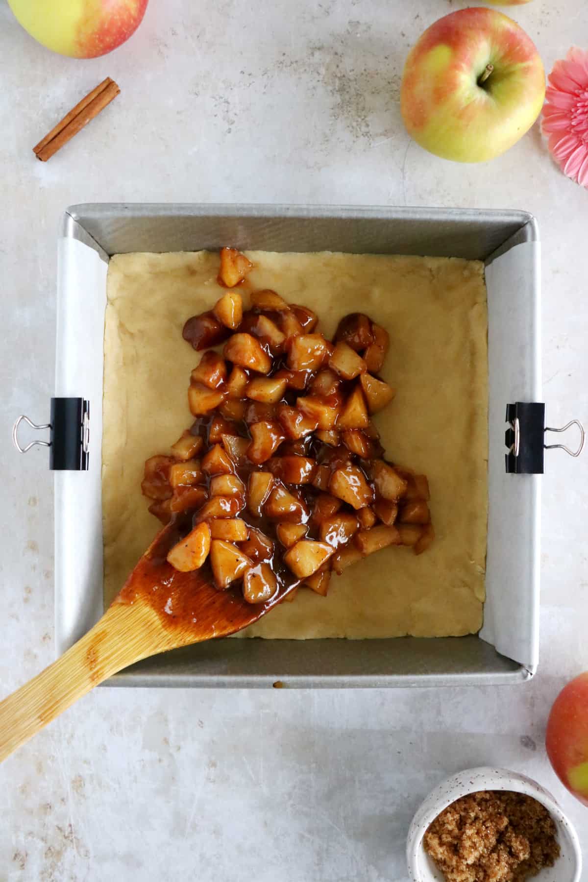 Apple Crumble Bars Del's cooking twist