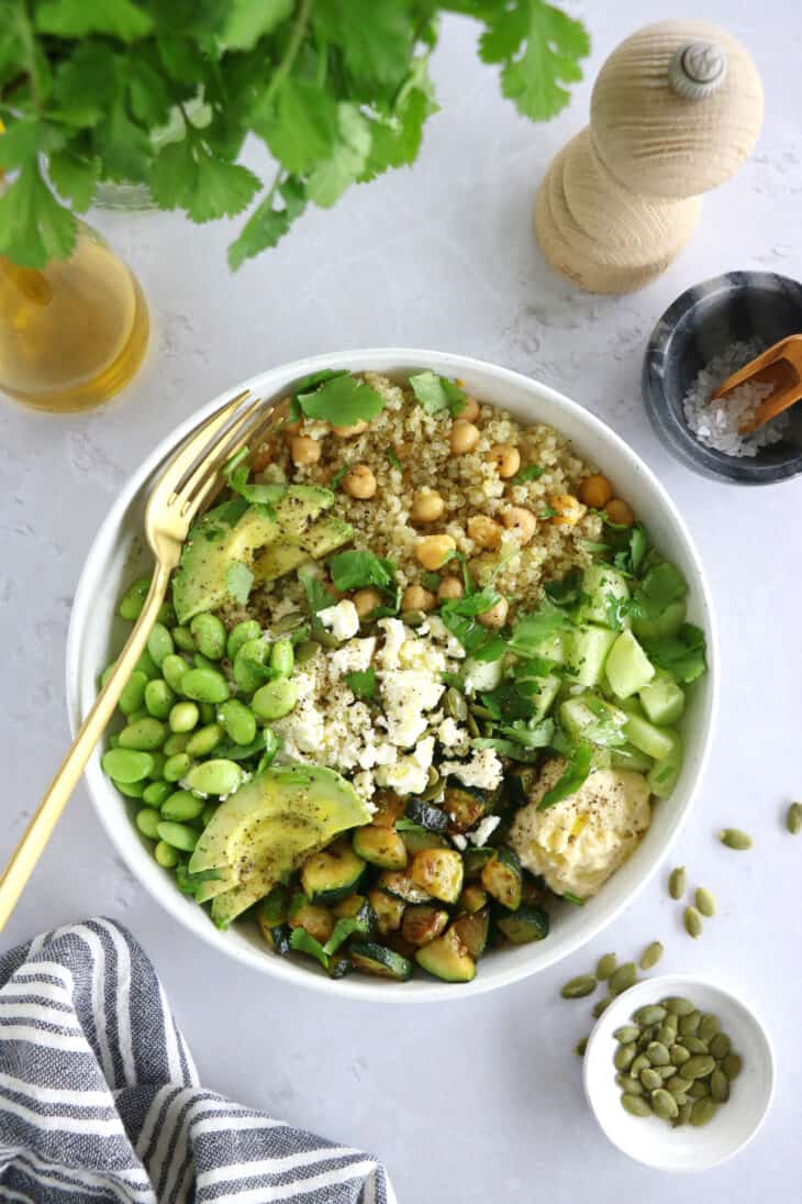 Green goddess quinoa salad is loaded with quinoa, green vegetables and protein. Quick and easy to assemble, healthy and nutritious.