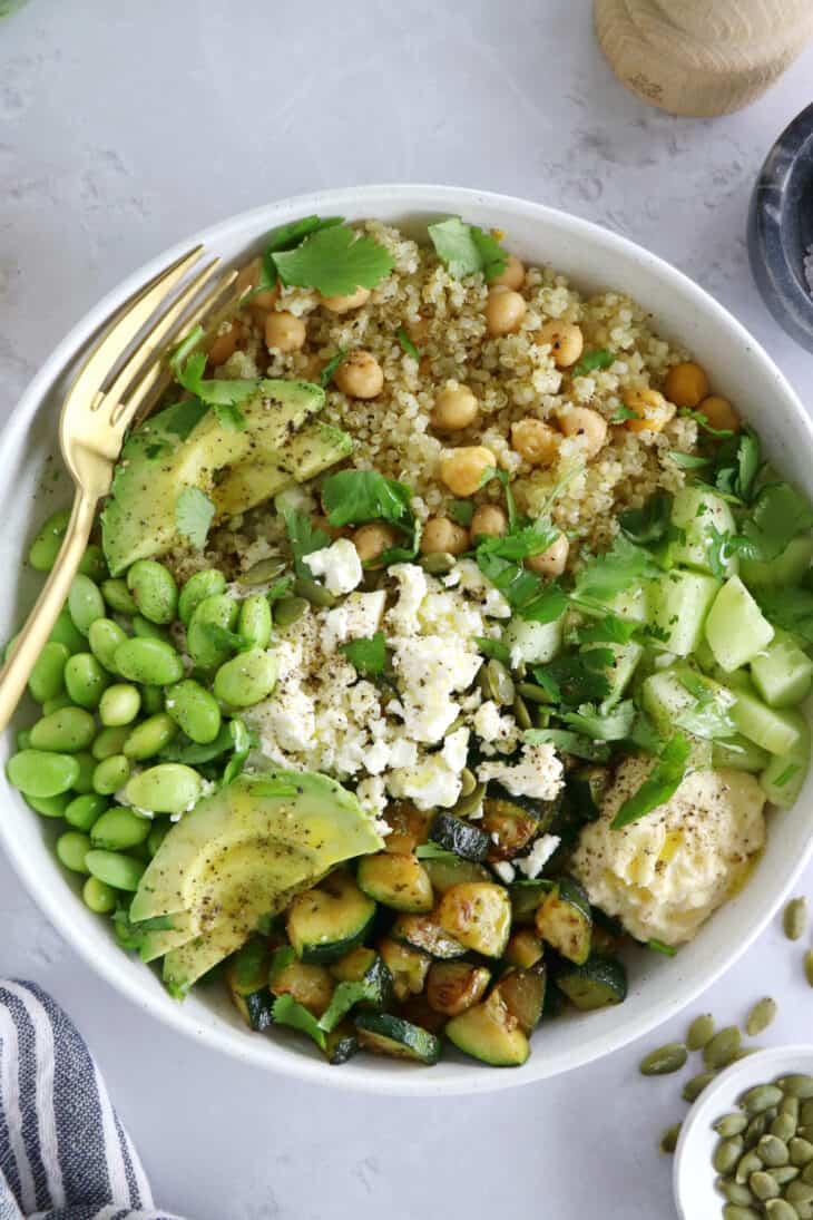 Green goddess quinoa salad is loaded with quinoa, green vegetables and protein. Quick and easy to assemble, healthy and nutritious.