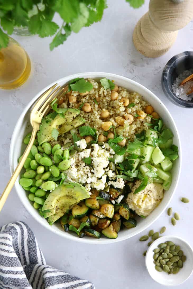 Green goddess quinoa salad is loaded with quinoa, green vegetables and protein. Quick and easy to assemble, healthy and nutritious.