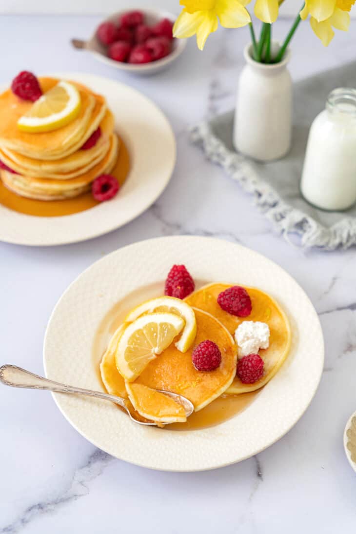 Light, fluffy and extremely moist lemon ricotta pancakes are the ultimate pancakes recipe. They are loaded with refreshing and lemony flavors.