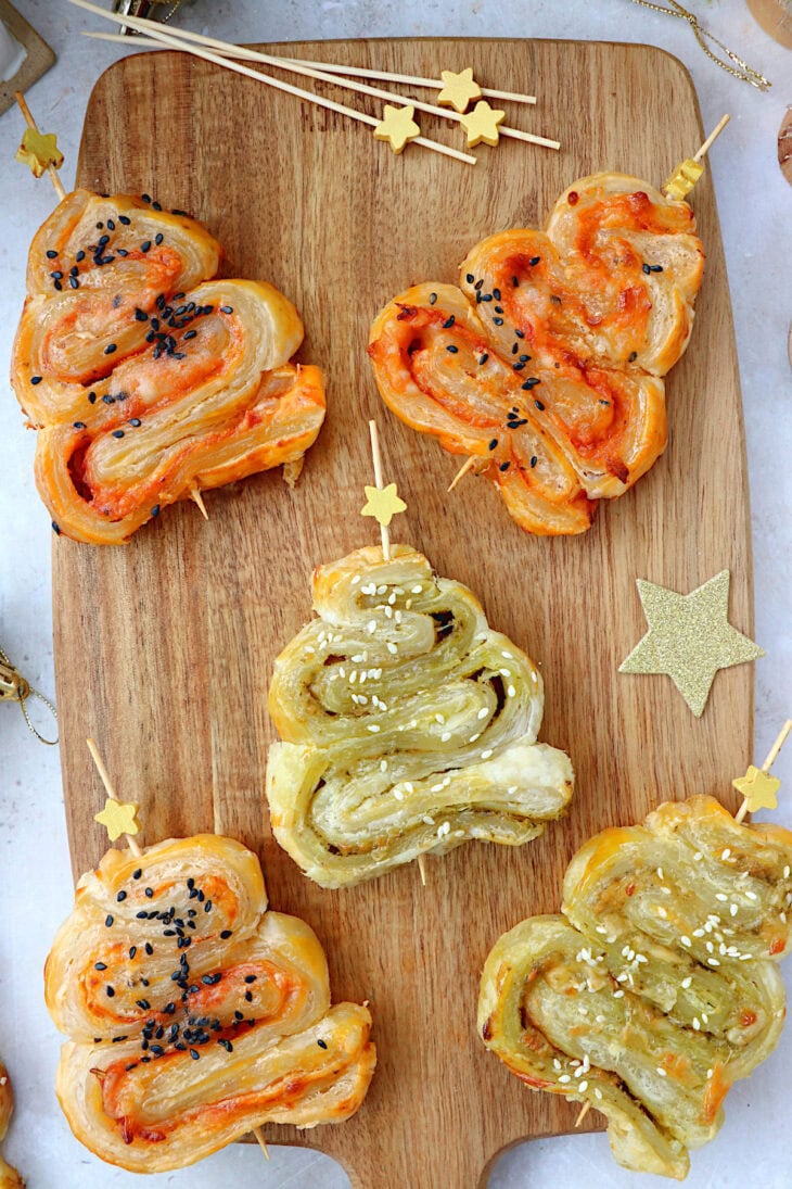 Les sapins pizzas pour enfants sont une idée de recette ludique, facile à préparer et très sympa pour Noël et les fêtes de fin d'année.
