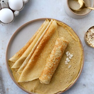 Oat crepes are prepared with oats, which makes them nutritious, fiber-rich, and easy to adapt in a gluten-free and dairy-free version.