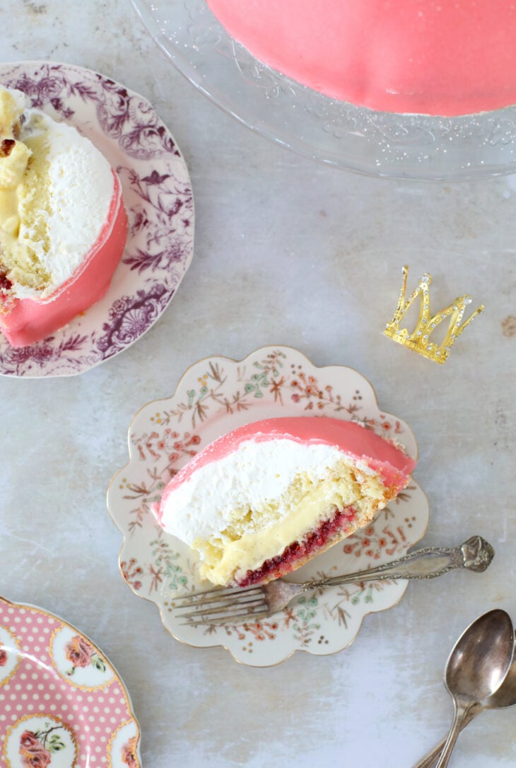 This pink Swedish princess cake (Prinsesstårta) is a lovely twist to the traditional Swedish cake. A wonderful dessert for special occasions.